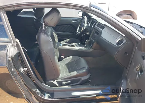 2014 Ford Mustang V6 Premium from USA, damaged, VIN 1ZVBP8EM7E5205725